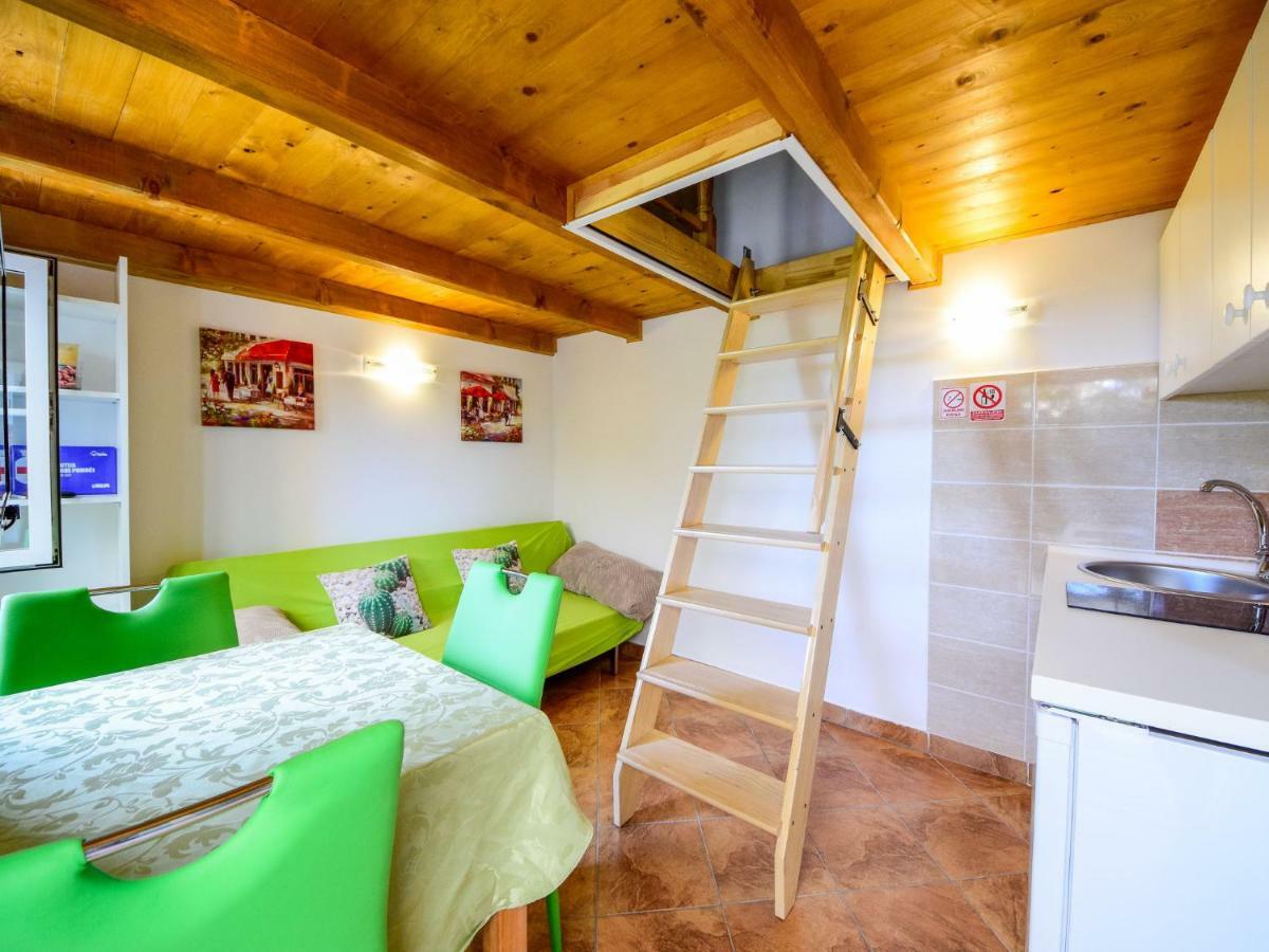 Holiday Home Karolina By Interhome Opric Esterno foto